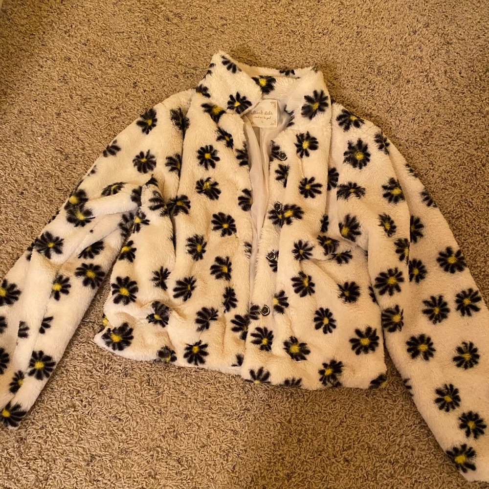 Altar’d State flower coat (size small)